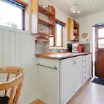 Kolja - 3km From The Sea By Interhome *