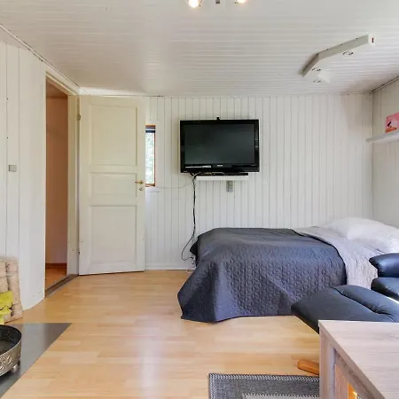 Apartment Kolja - 3km From The Sea In Western Jutland By Interhome Blavand